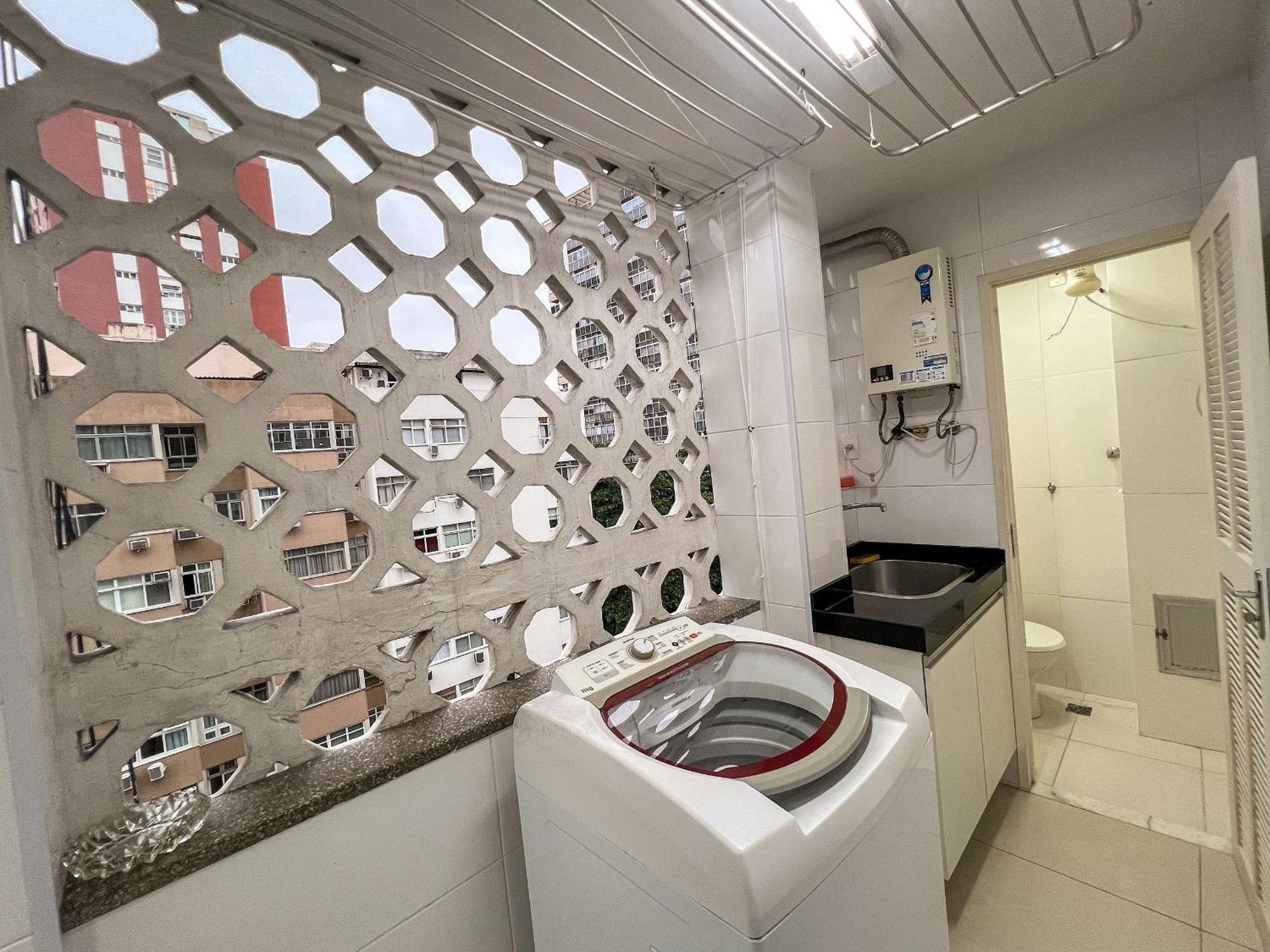 Seu Lar No Leblon Com 3 Quartos E Muito Conforto *
